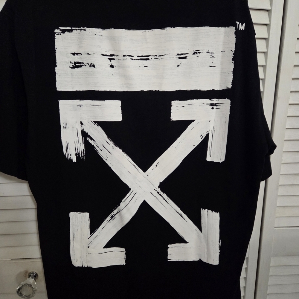 Off-White Black Tee with White Arrow Graphic